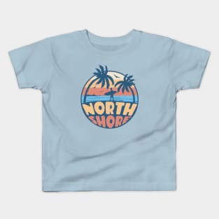 Vintage Surfing North Shore Oahu, Hawaii // Retro Summer Vibes // Grunge Surfer Sunset Kids T-Shirt